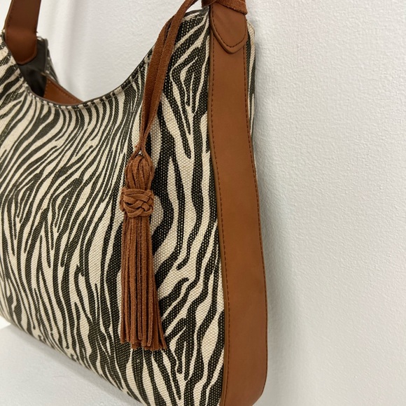 zebra print handbag - Picture 5 of 9